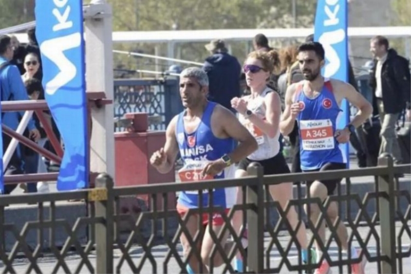 Manisalı atlet Bayram İstanbul Yarı Maratonu