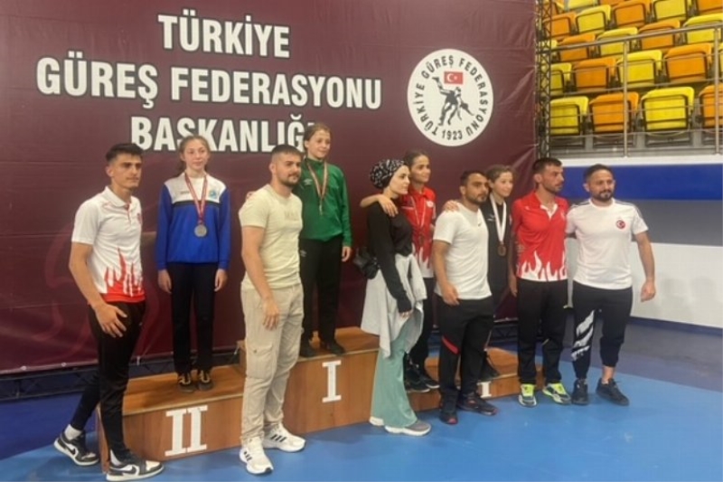 Türkiye Güreş Şampiyonu Süloğlu