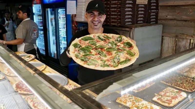 250 şube açacak! ABD`nin ünlü Türk pizzacısı Türkiye`ye geliyor