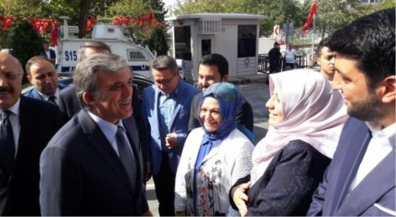Abdullah Gül?den AK Parti?ye ziyaret
