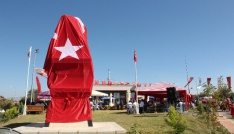 Adnan Menderes?in heykeli memleketi Aydın?da törenle açıldı
