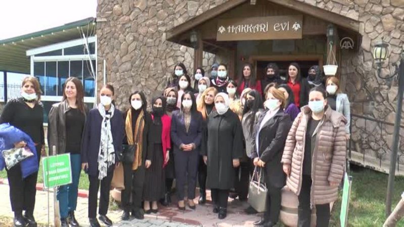 AK Parti Genel Merkez Kadın Kolları Başkanı Keşir kadınlarla buluştu