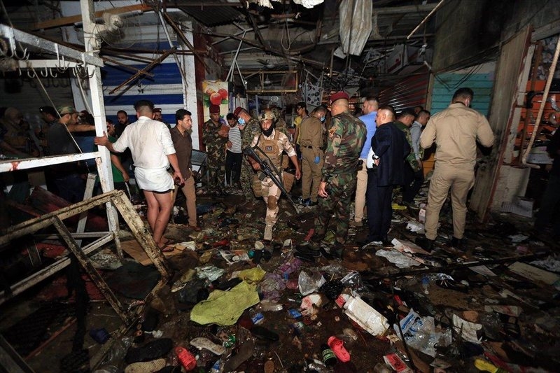 Bağdat`ta halk pazarına terör saldırısı: 33 ölü, 61 yaralı