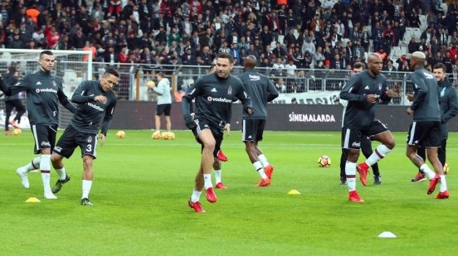 Beşiktaş 10 yabancıyla sahaya çıktı