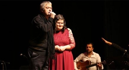 Cengiz Kurtoğlu?ndan engellilere moral konseri