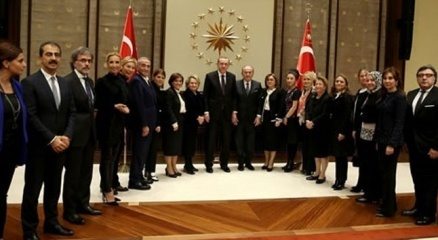 Cumhurbaşkanı Erdoğan, Türk Demokrasi Platformu heyetini kabul etti