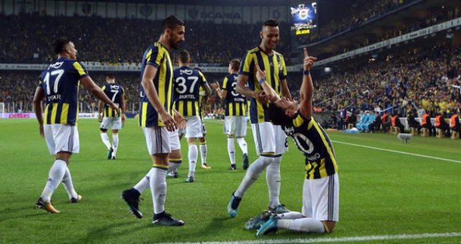 Fenerbahçe Sahasında Kasımpaşa?yı 4-2 Mağlup Etti