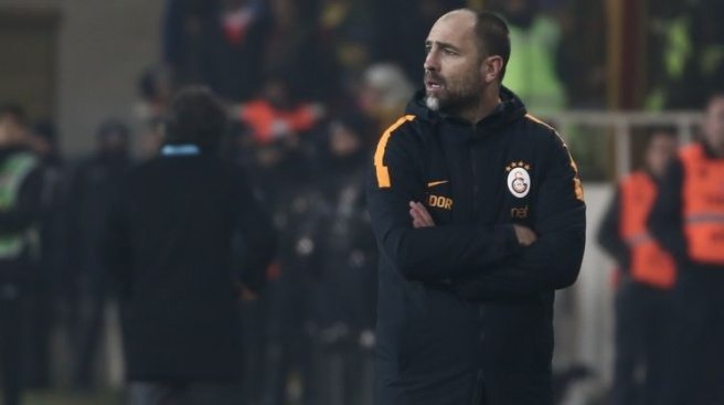 Galatasaray`da Tudor için kritik zirve