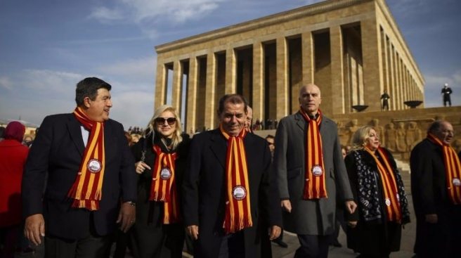 Galatasaray`dan Anıtkabir`e ziyaret