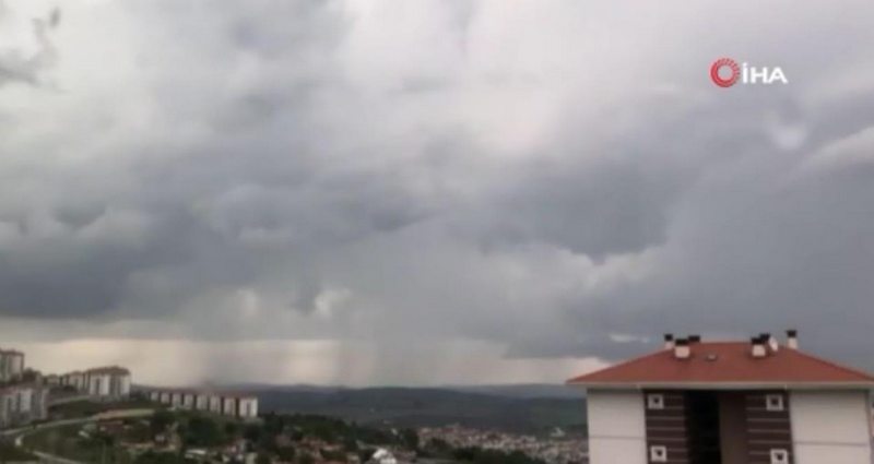 İstanbul`da yağmur yağışı başladı