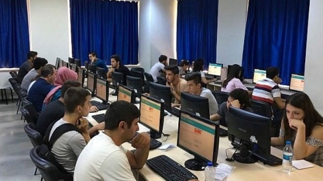 MEB sınavlarda dijital devrime hazırlanıyor!
