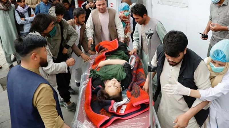Son Dakika! Afganistan`da okul önünde bombalı saldırı: 30 kişi öldü