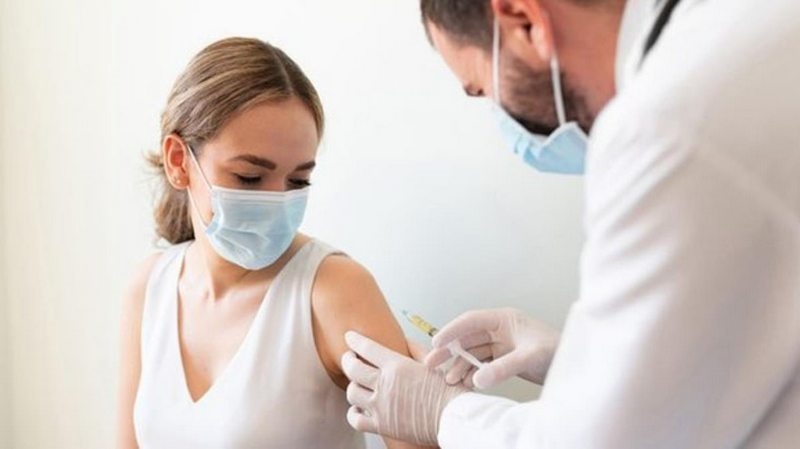 Son Dakika: Türkiye`de nüfusun yaklaşık yüzde 25`ine birinci doz aşı uygulandı