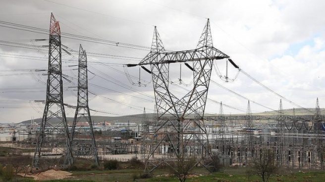 Tacikistan, Afganistan`a elektriği arttırdı
