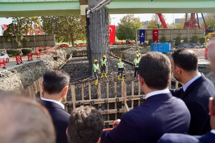 Metro hattının viyadükleri güçlendiriliyor