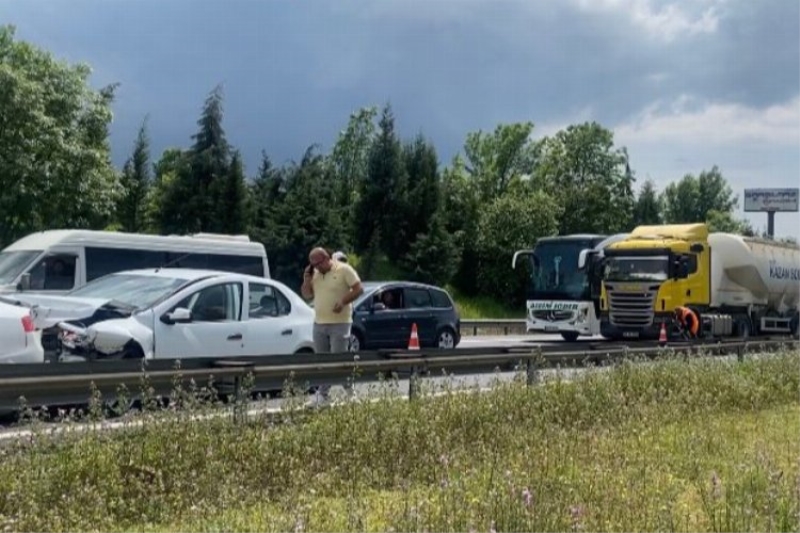 Zincirleme kaza Anadolu Otoyolu