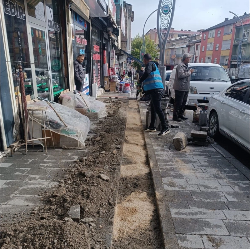 Muş Belediyesi Cumhuriyet Caddesi