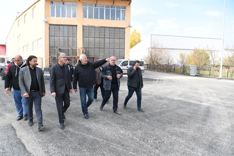 Muş Belediye Eşbaşkanı Sırrı Söylemez Sanayi Sitesi