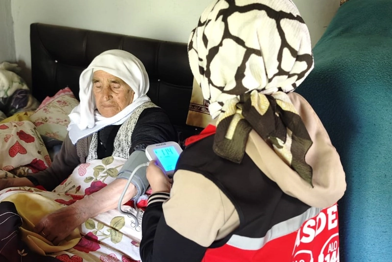 Evde Bakım Yardımı ödemeleri başladı: 6 milyar lira hak sahiplerine aktarılıyor