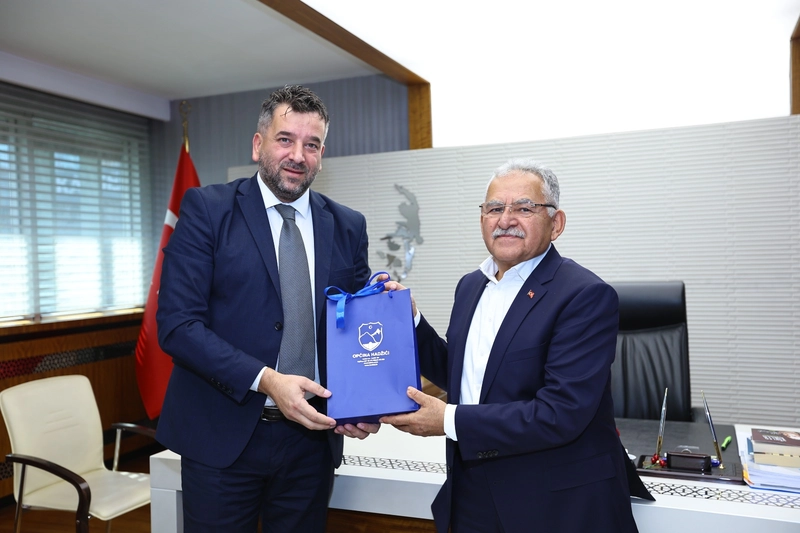 Kayseri Büyükşehir Belediye Başkanı Büyükkılıç, Bosna-Hersek Heyetini Ağırladı