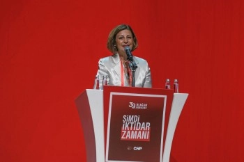 Eskişehir Belediye Başkanı Ayşe Ünlüce CHP 39. Kurultayı
