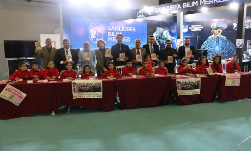 20 Düş Yolculuğu Kitabı Şanlıurfa Kitap Fuarı