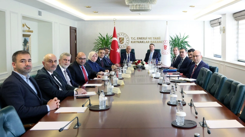 Kahramanmaraş Heyeti Enerji ve Tabii Kaynaklar Bakanı Bayraktar