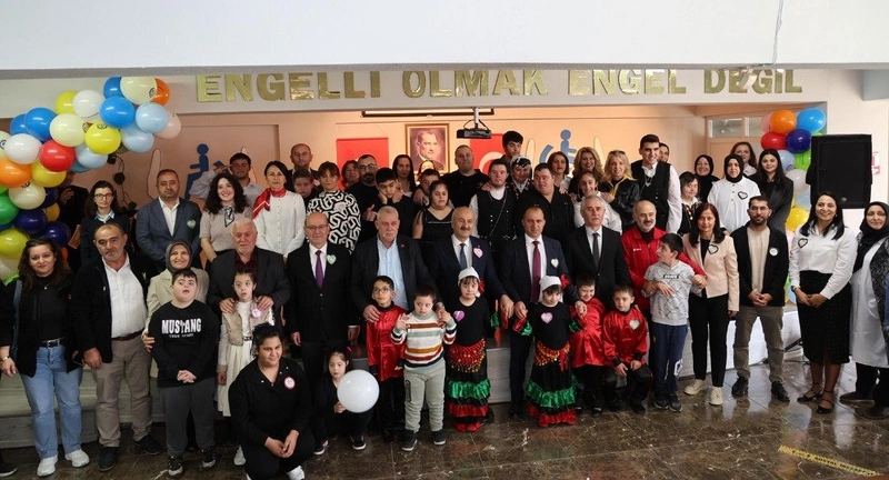 3 Aralık Dünya Engelliler Günü Gebze’de Anlamlı Programla Kutlandı