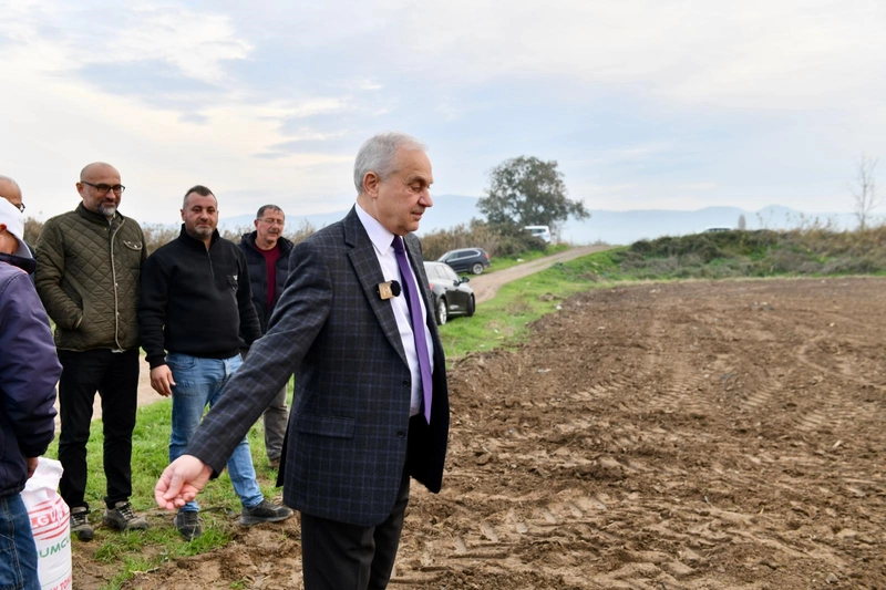 MUSTAFAKEMALPAŞA’DA CENDERE BUĞDAYI TOPRAKLA BULUŞTU