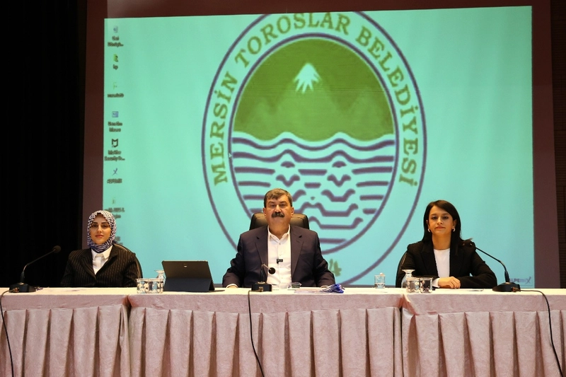 Toroslar Belediye Meclisi 2025 Yılının Son Toplantısını Yaptı
