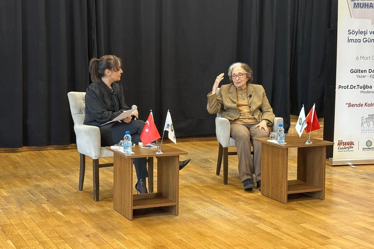 Gülten Dayıoğlu Bakırköylülerle buluştu