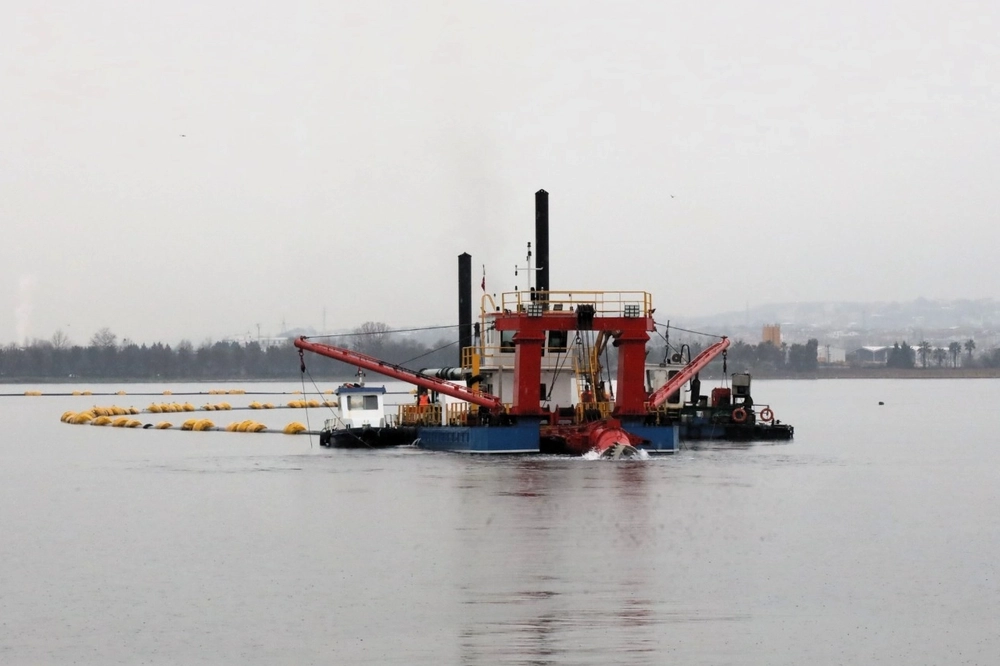 Körfezdeki dev temizliğe hayran kaldılar... Dip Çamuru Projesi etkiledi
