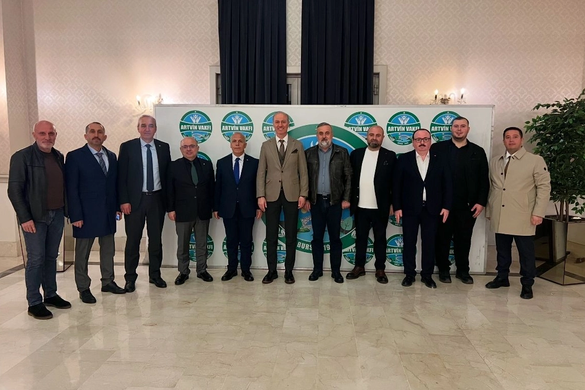 Artvin’in kurtuluşunun 105. yılında Bursa’da 2 bin kişilik dev iftar