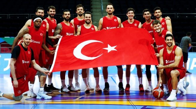 12 Dev Adam`ın EuroBasket kadrosu belli oldu!