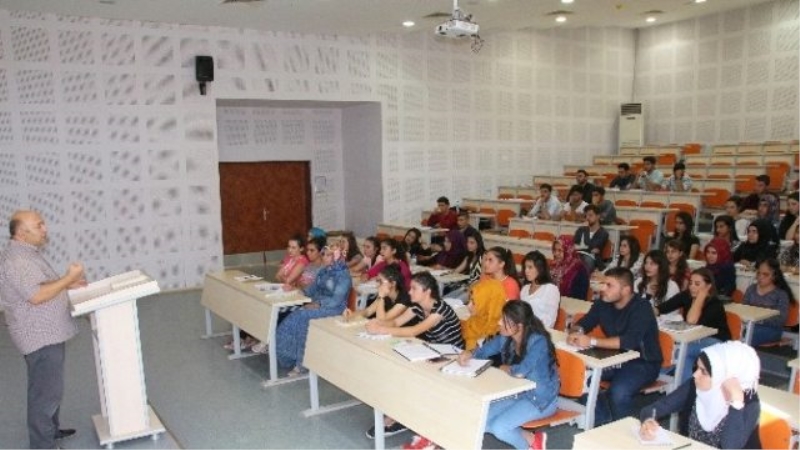 7 Aralık Üniversitesi`nde Eğitim Başladı