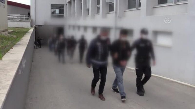 Adana merkezli 4 ildeki uyuşturucu operasyonunda yakalanan 7 şüpheli tutuklandı