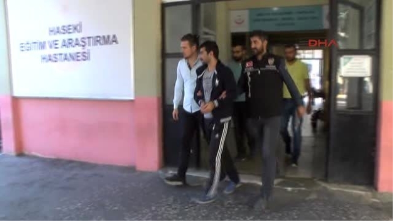 Adliyelerdeki `Fetö` Operasyonu: Gözaltına Alınanlar Sağlık Kontrolünden Geçirildi