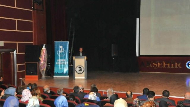 Akşehir Belediyesi`nden Aile Eğitim Semineri