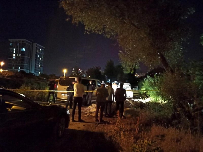 Ankara`da bir kişi otomobilde ölü bulundu