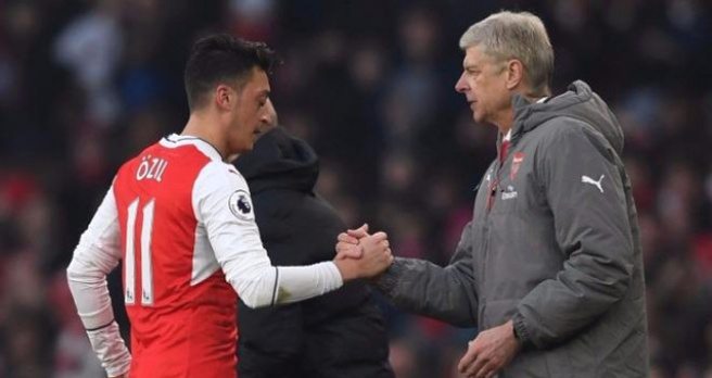 Arsenal Teknik Direktörü Arsene Wenger?den Mesut Özil?e Büyük Övgü