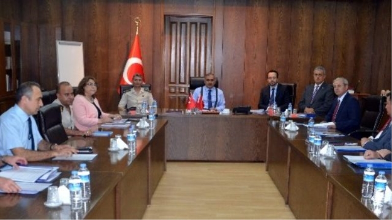 Aydın`da Üniversite ve Milli Eğitim Güvenlik Koordinasyon Toplantısı Yapıldı