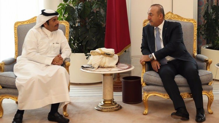 Bakan Çavuşoğlu'ndan önemli Katar ziyareti