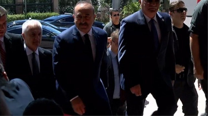 Bakan Çavuşoğlundan CHP Genel Merkezinde