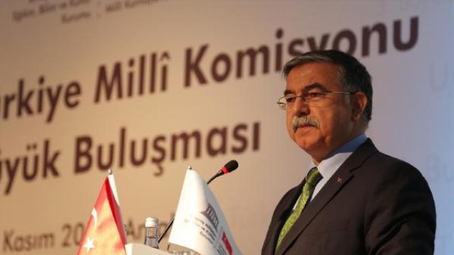 Bakan Yılmaz: 153 Bin Suriyeli Çocuk Türkçe Müfredatla Eğitim Görüyor