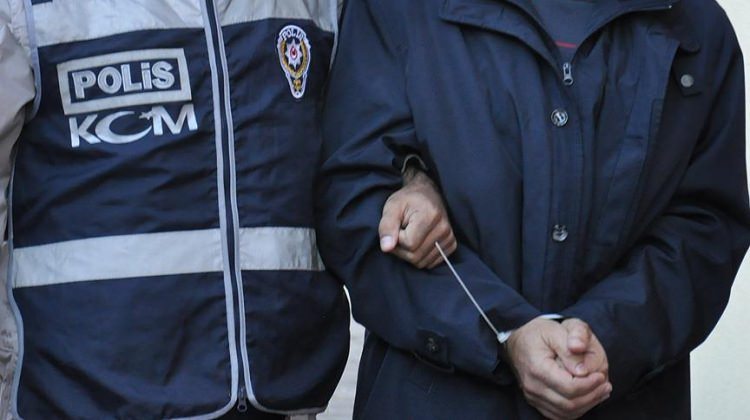 Balıkesir'de HDP'ye operasyon: 8 gözaltı