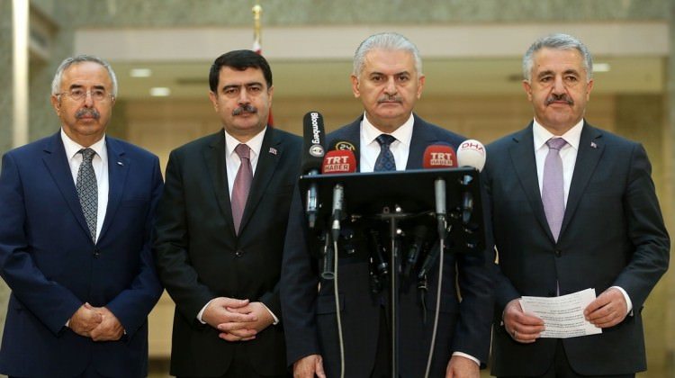 Başbakan açıkladı: Diyarbakır'da 8 şehit!