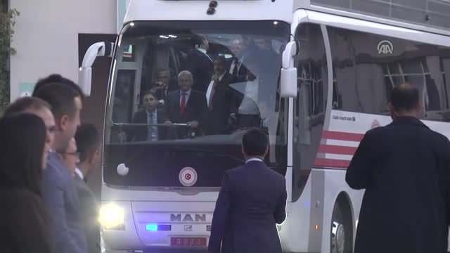 Başbakan Yıldırım, Afyonkarahisar Valiliğini Ziyaret Etti