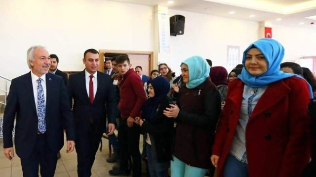 Başkan Kamil Saraçoğlu: Eğitim Kalitesi Her Geçen Gün Daha da Yükseliyor