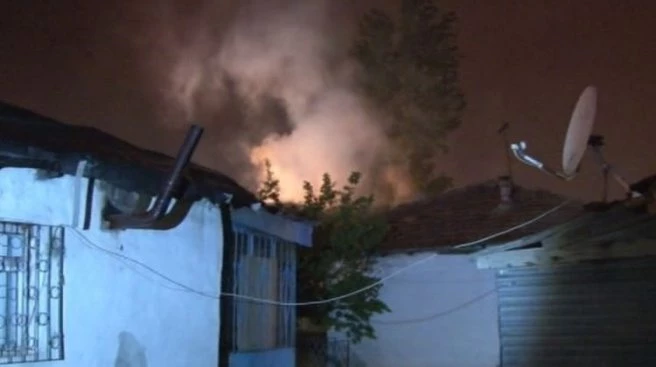 Başkent?te gece yarısı korkutan yangın