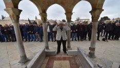 BEM-BİR-SEN Kudüs?te şehitler için gıyabi cenaze namaz kıldı